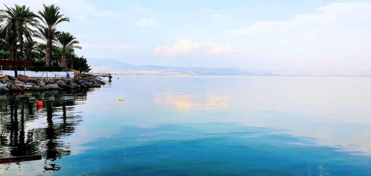 Tiberias Suite Exterior photo